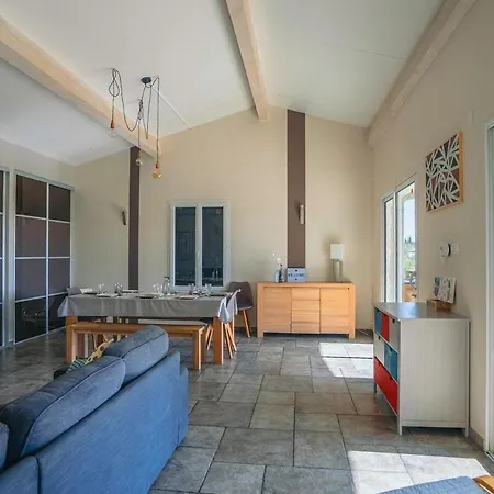 Le Nid Des Grands Ducs, Avec Piscine Privee